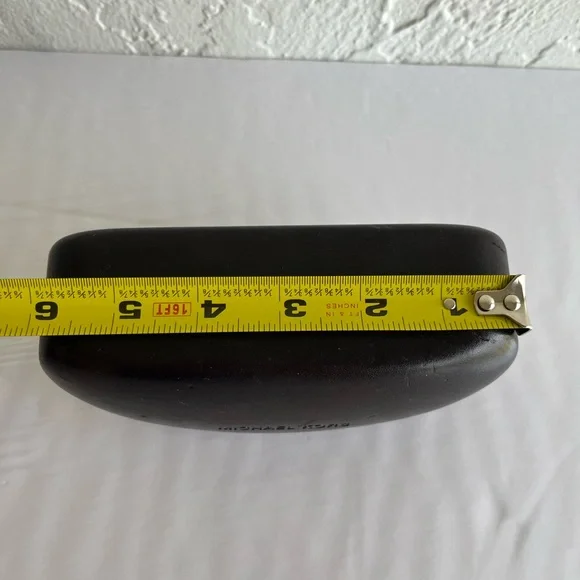 MICHAEL KORS Women Hard Clamshell Sunglasses Case - Picture 14 of 16